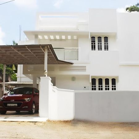 Dream Home Kochi Tripunithura Buitenkant foto