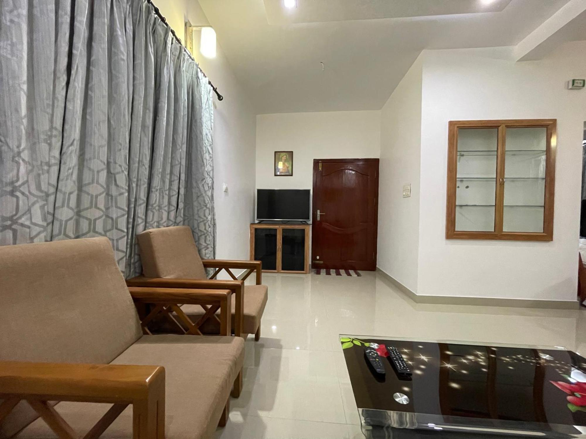 Dream Home Kochi Tripunithura Buitenkant foto